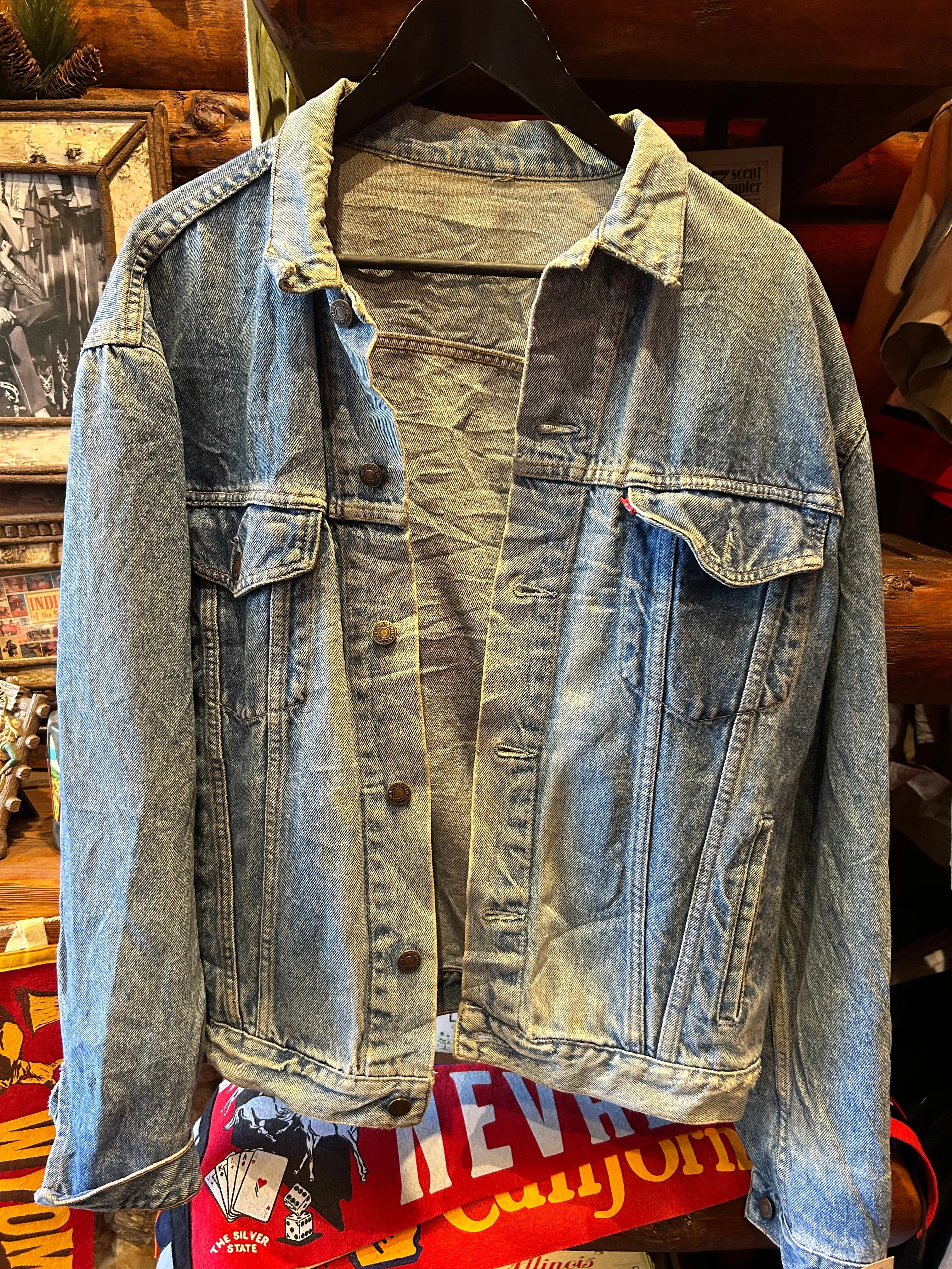 14. Vintage Levis Faded Trucker, Large