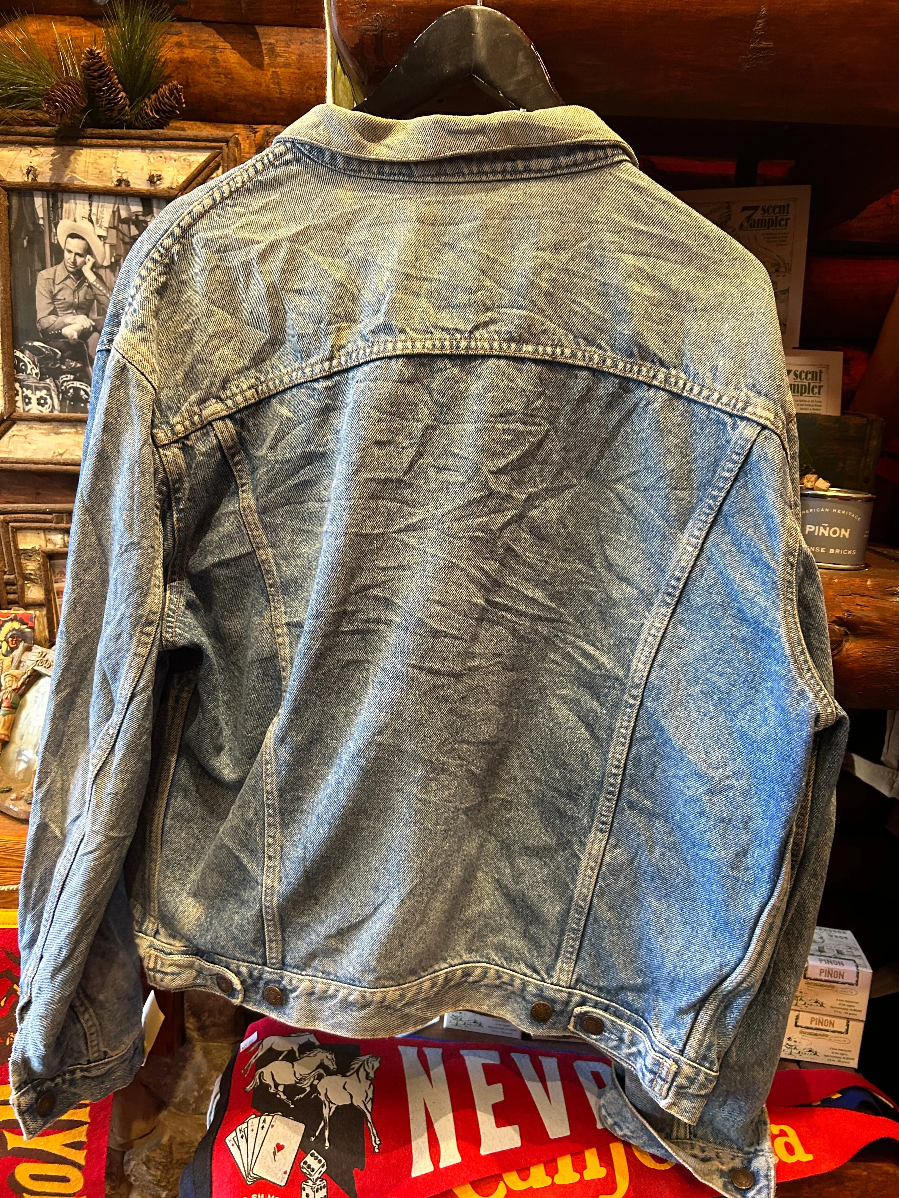 14. Vintage Levis Faded Trucker, Large