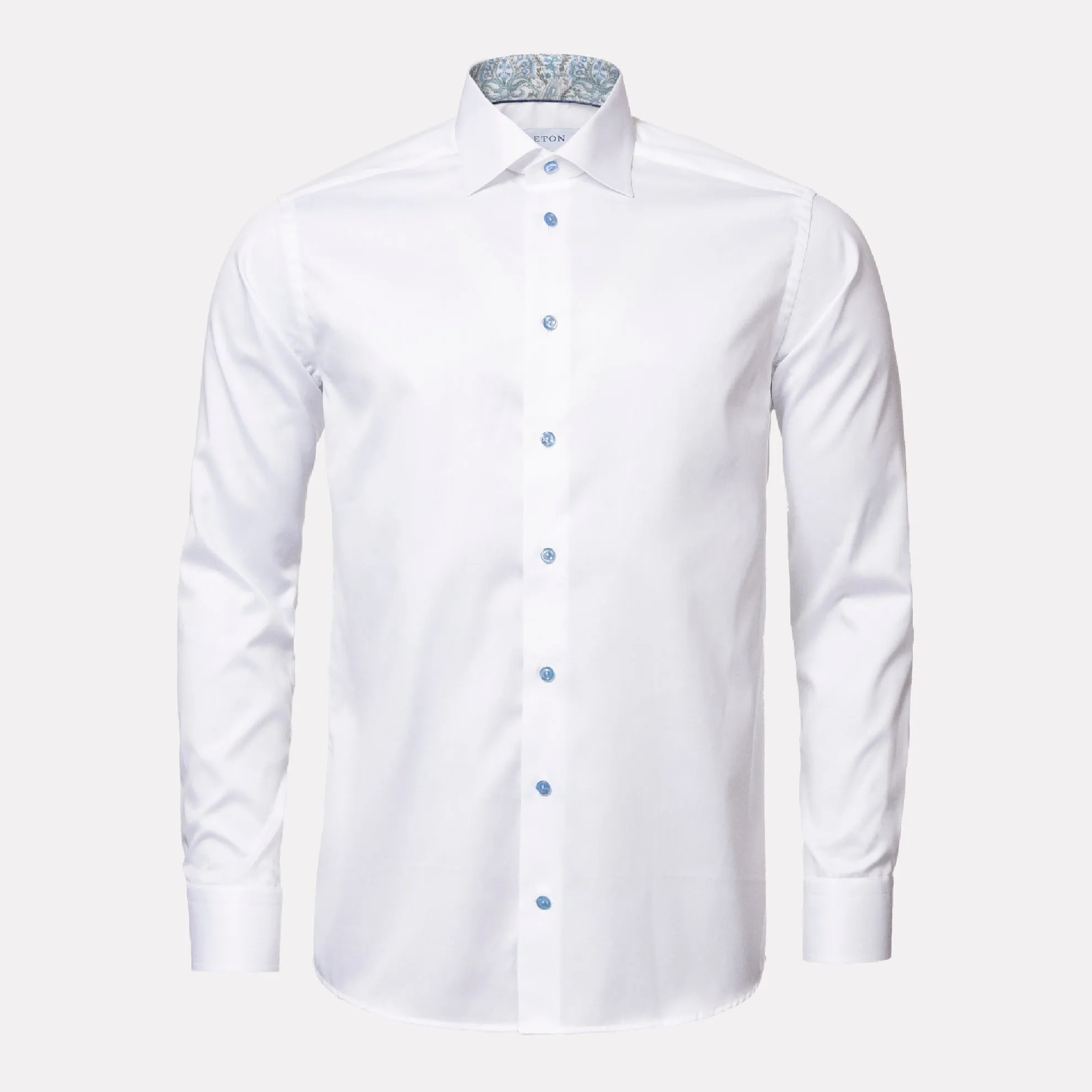 Contemporary Fit Signature Twill with Contrast Paisley Details / White