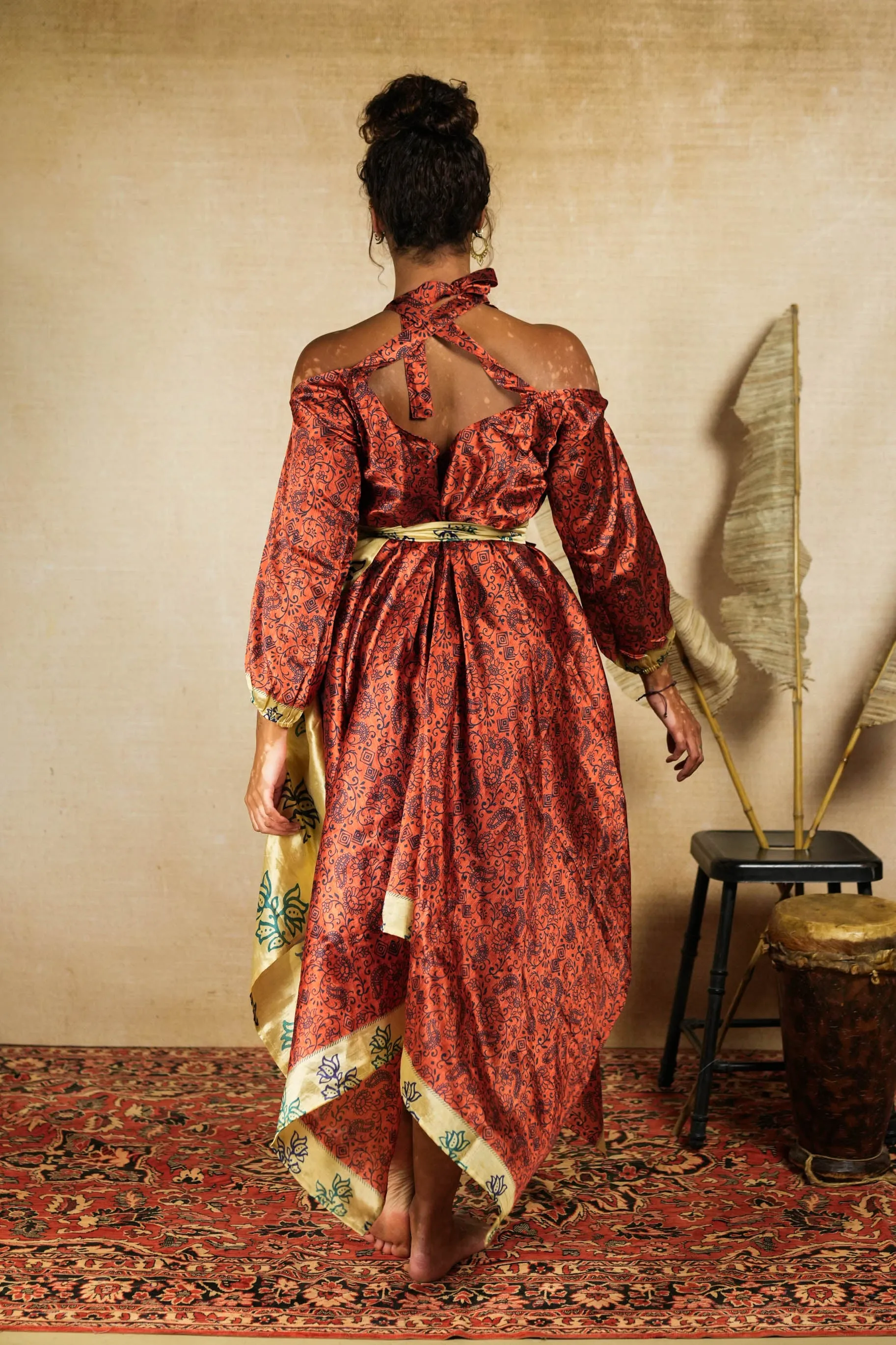 Dress 'Eunoia' with Sleeves - reserved for Atlantis Kristaller