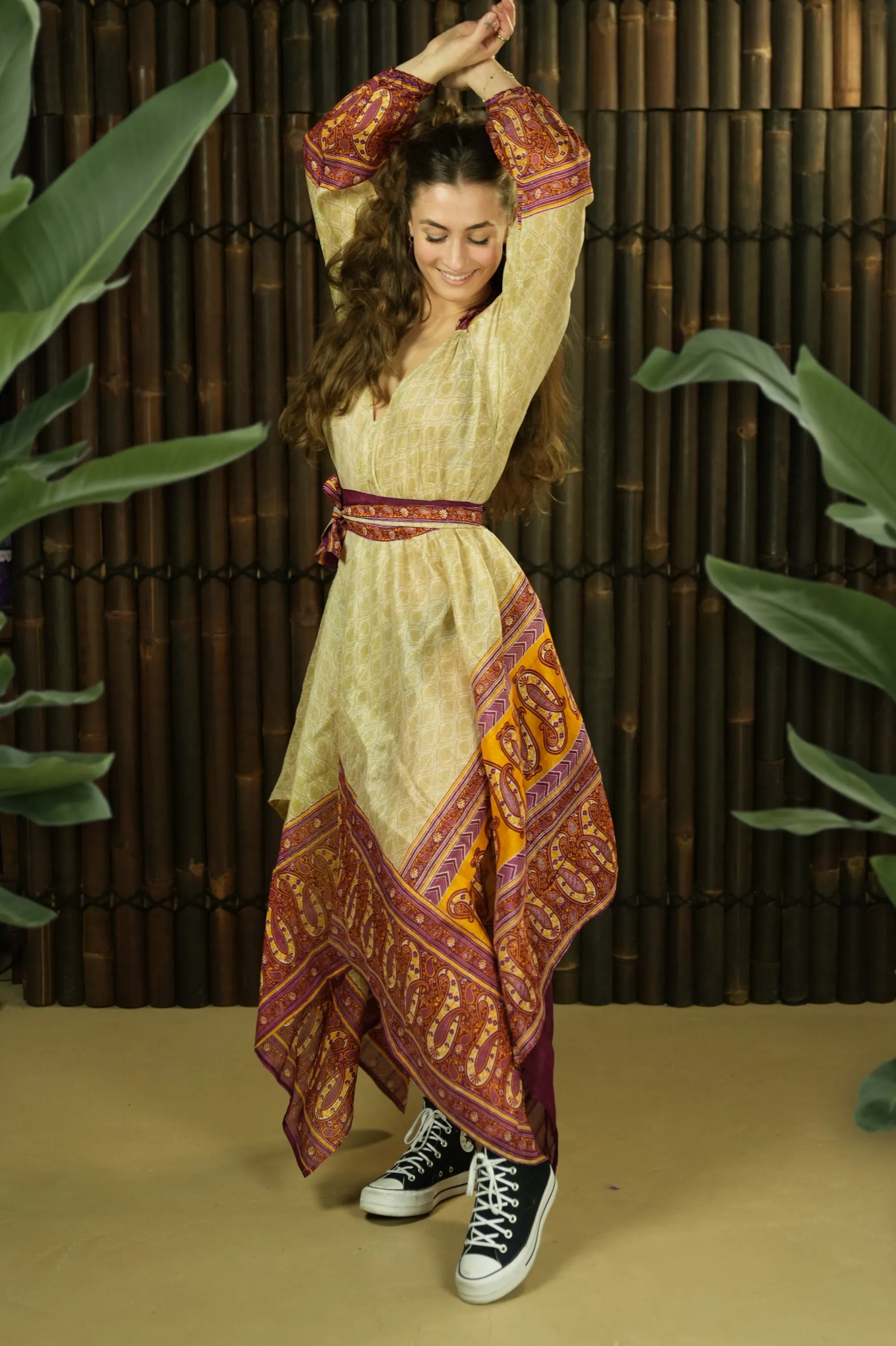 Dress 'Eunoia' with Sleeves - see through