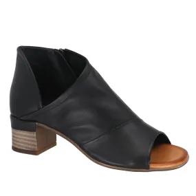 Everly - Gia 01 Black Leather