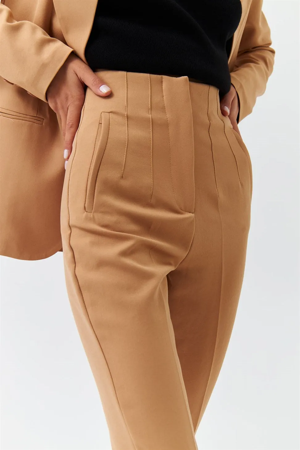 High waist pocket trousers  camel