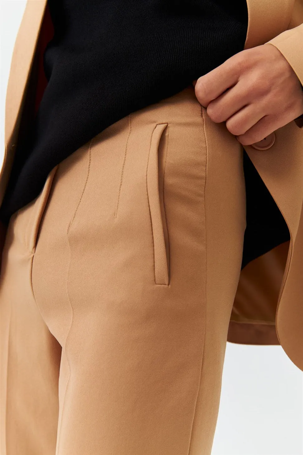 High waist pocket trousers  camel
