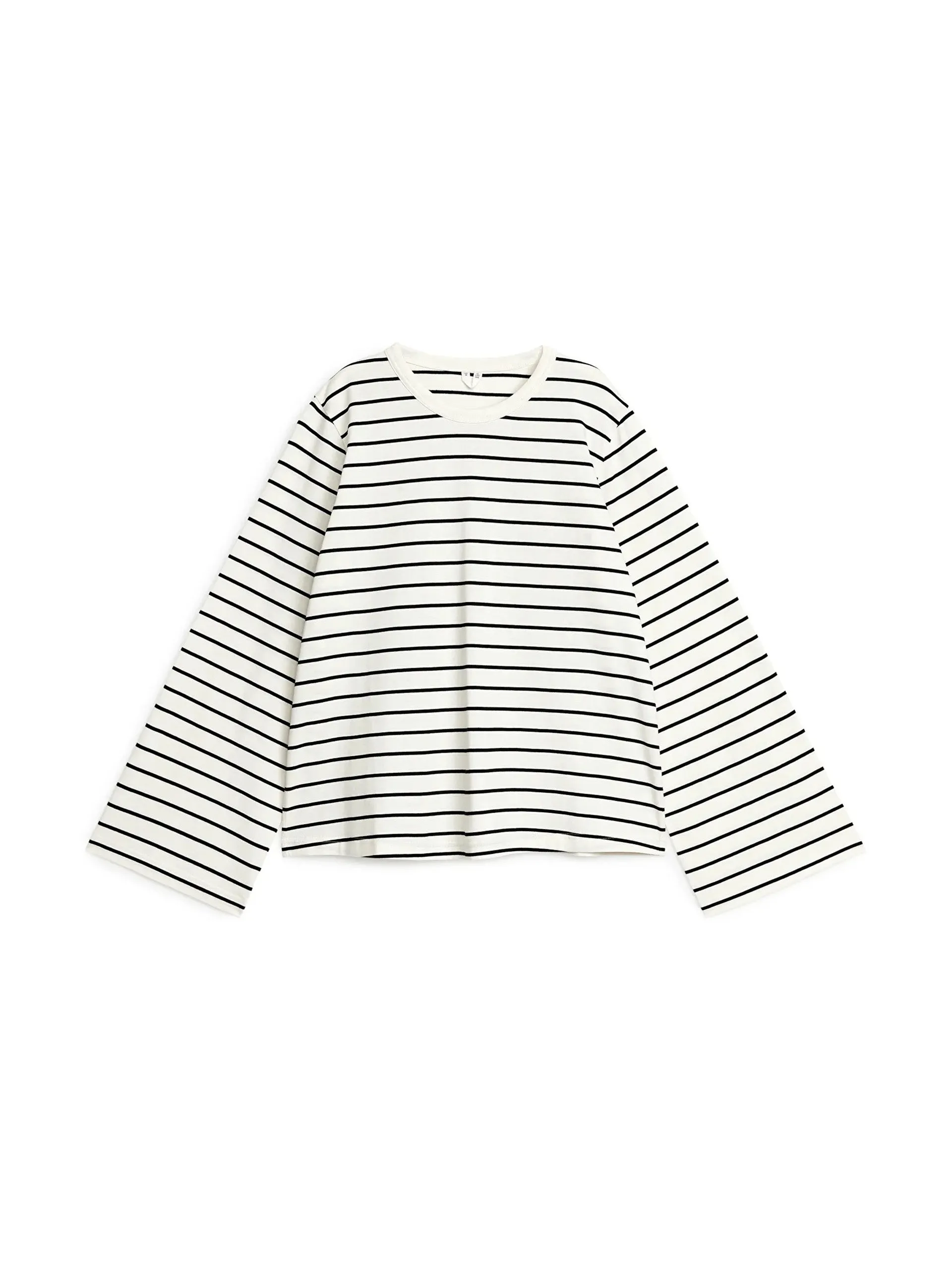 Oversized long-sleeve t-shirt