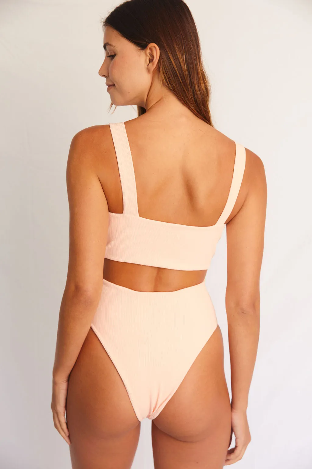 Tess Top // Peach (ribbed)